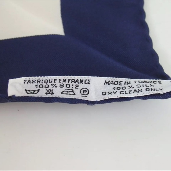 AUTH HERMES Petit Carre BRIDES de GALA Silk Scarf - Picture 6 of 7